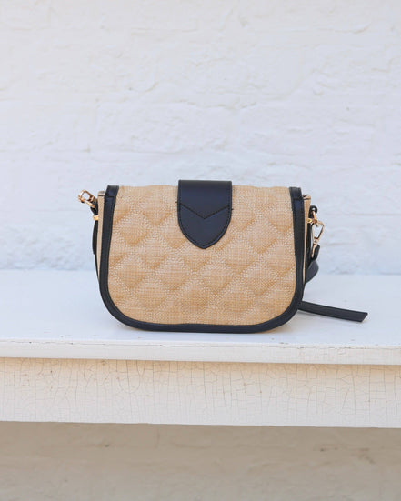 Griffin Crossbody Bag Natural Black DQ
